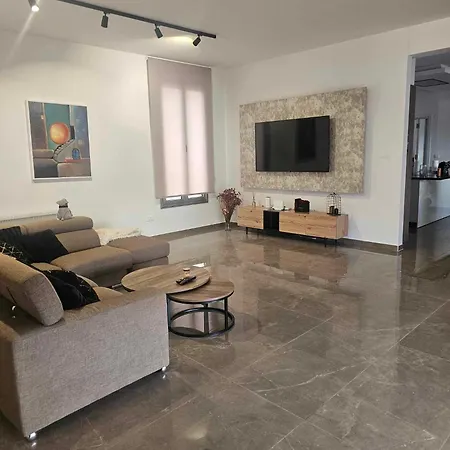 Paradise Villa *